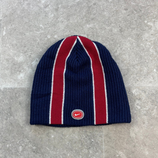 Nike Knit Beanie with Red & White Stripe Detail – Navy (One Size)
