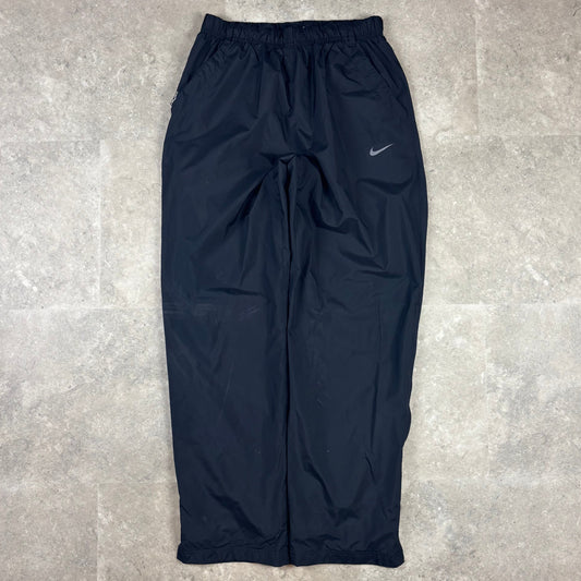 Nike Storm-FIT Waterproof Track Pants – Black (M)