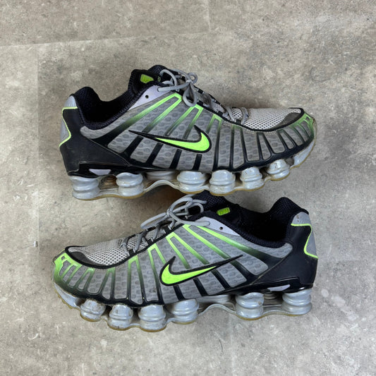 Nike Shox NZ - Grey/Green – Size UK 11